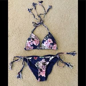 🆕🔥RACHEAL ROY:VERY CUTE-BLUE&FLORAL CHEEKINY 👙SNICH  BOTTOMS TO MAKE BOOTYPOP